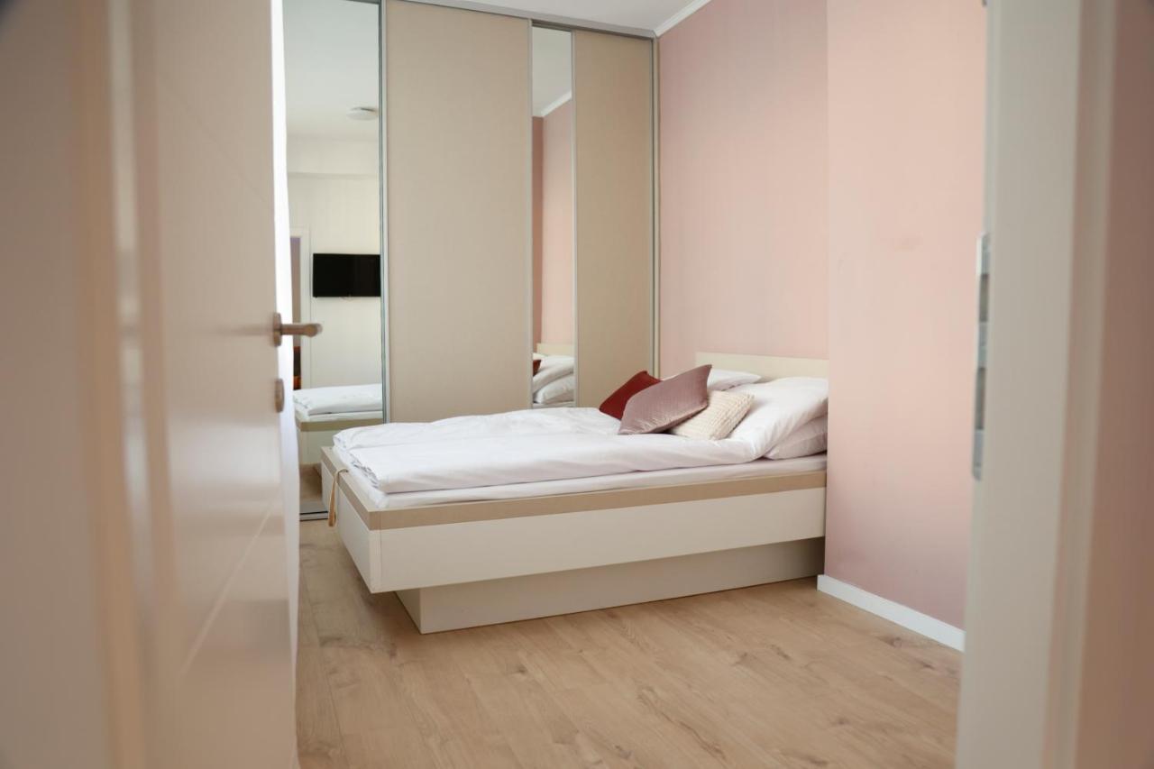Blue And Rose Cozy - Quiet In The Best Location - Self Check-In - 5Th Floor With Elevator Saraybosna Dış mekan fotoğraf